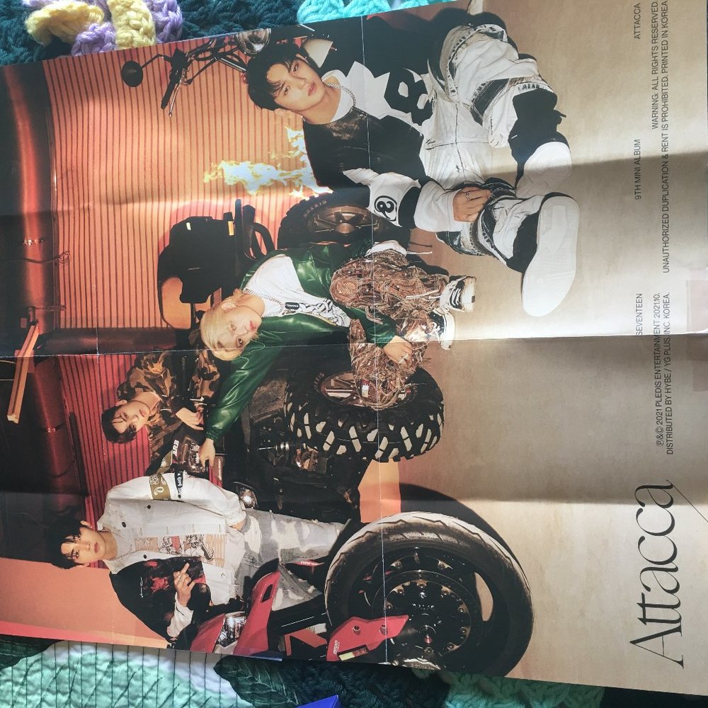 K-POP POSTER - Picture 2 of 2
